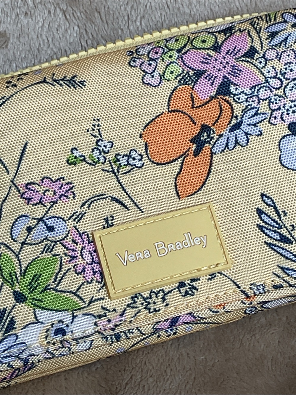 Vera Bradley Sunlit Garden ReActive RFID Compact Crossbody Bag - Picture 7 of 8